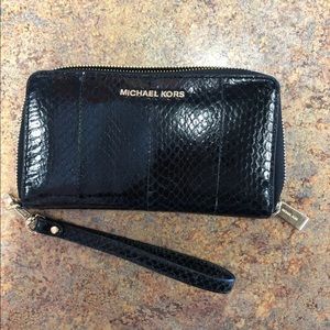 Michael kors wallet - black